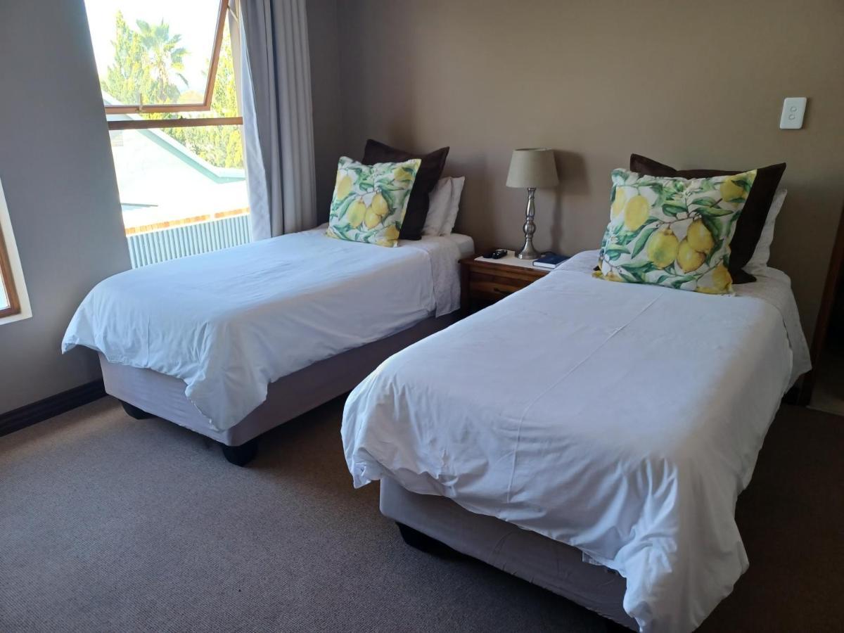 Karoo Sun Boutique Guest House Oudtshoorn Ngoại thất bức ảnh
