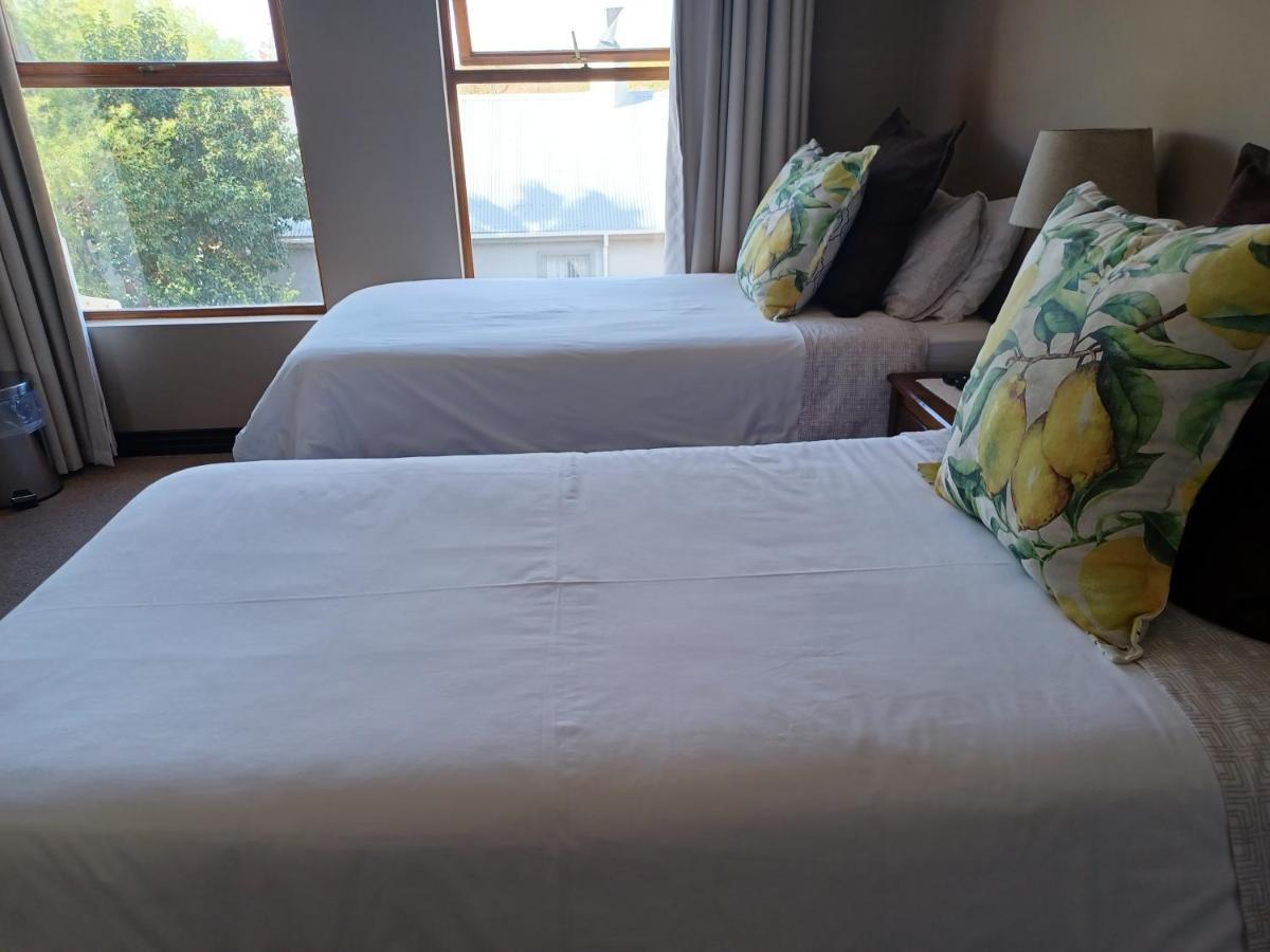 Karoo Sun Boutique Guest House Oudtshoorn Ngoại thất bức ảnh
