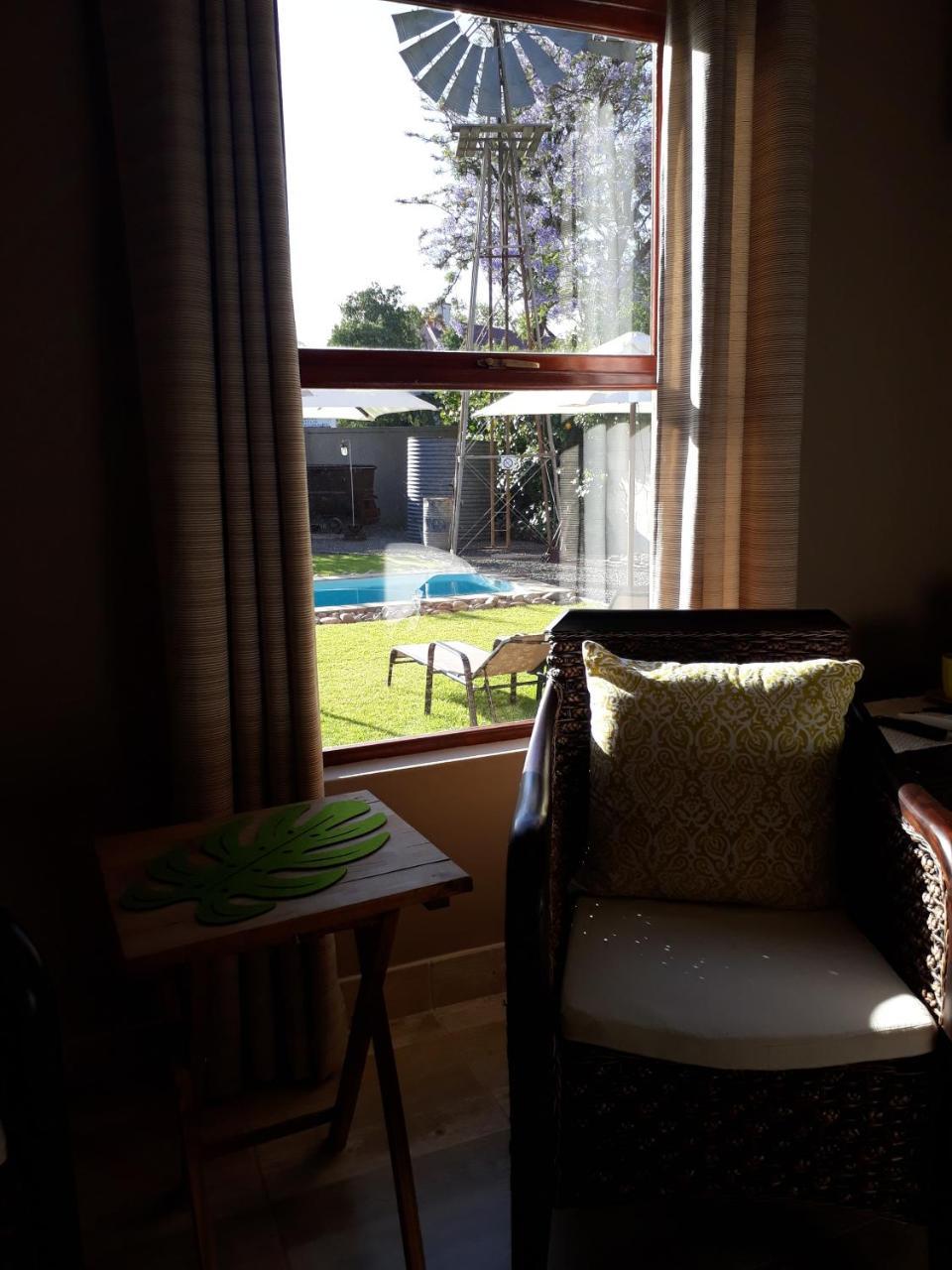 Karoo Sun Boutique Guest House Oudtshoorn Ngoại thất bức ảnh